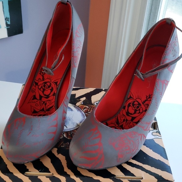 ❤Host Pick- Ed Hardy Sz 10 - Picture 3 of 8